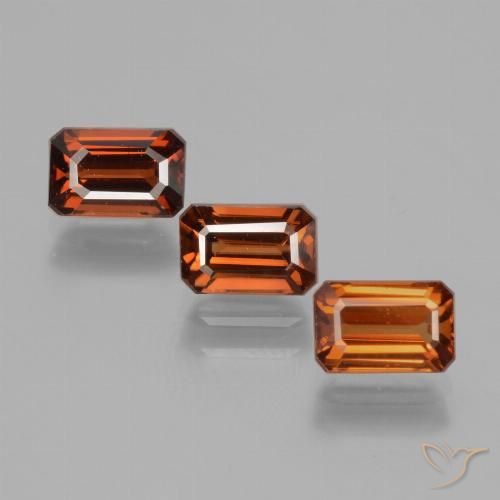 3.28ctw Naturel Orange moyen-foncé Zircon, Taille émeraude, VVS-VS