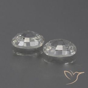 Shop natural 2.54ct Blanc chaud Zircon gems, ovale, from Cambodge at GemSelect. In stock, global shipping!