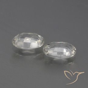 Shop natural 2.21ct Blanc chaud Zircon gems, ovale, from Cambodge at GemSelect. In stock, global shipping!