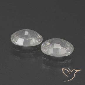 Shop natural 2.44ct Blanc chaud Zircon gems, ovale, from Cambodge at GemSelect. In stock, global shipping!