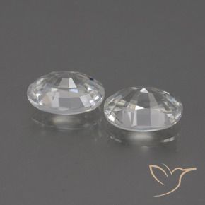 Shop natural 2.51ct Blanc chaud Zircon gems, ovale, from Cambodge at GemSelect. In stock, global shipping!