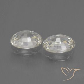 Shop natural 2.62ct Blanc chaud Zircon gems, ovale, from Cambodge at GemSelect. In stock, global shipping!