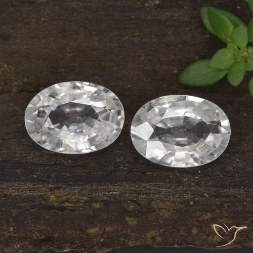 2.30ctw Naturel Blanc Zircon, ovale, VVS-VS