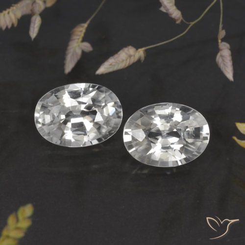 2.33ctw Naturel Blanc Zircon, ovale, VVS-VS