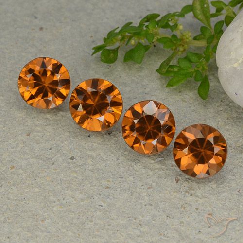 4.75ctw Naturel Orange moyen-foncé Zircon, Tour, VVS-VS