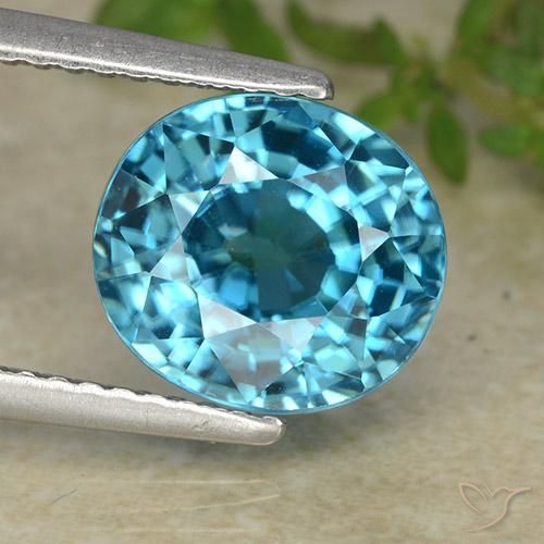 5.36ct Naturel Bleu moyen Zircon, ovale, VVS