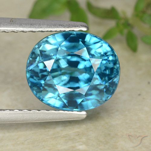 5.29ct Naturel Bleu moyen Zircon, ovale, VVS