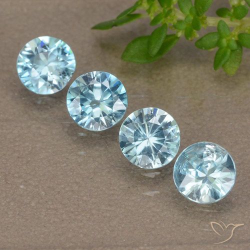 1.84ctw Naturel Bleu clair Zircon, Tour, VVS-VS