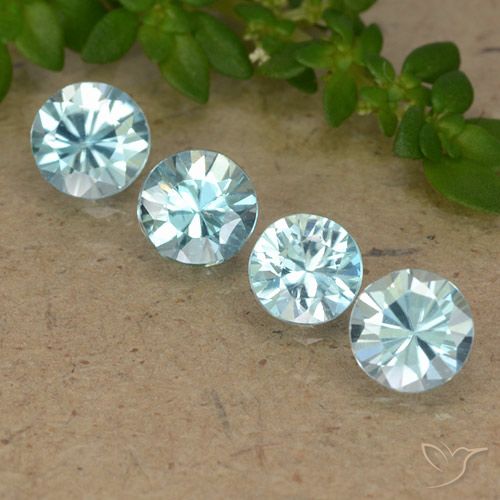 2.13ctw Naturel Bleu clair Zircon, Tour, VS