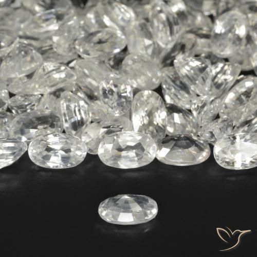 Zircon Blanc chaud naturelle ovale, 0.39 ct, VVS-VS