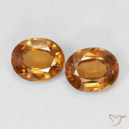 1.70ctw Naturel Orange rouille Zircon, ovale, VS