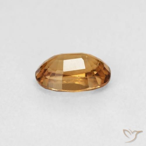Zircon Orange moyen naturelle ovale, 0.77 ct, VVS