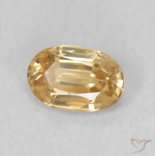Zircon Doré pêche léger naturelle ovale, 0.68 ct, VVS-VS