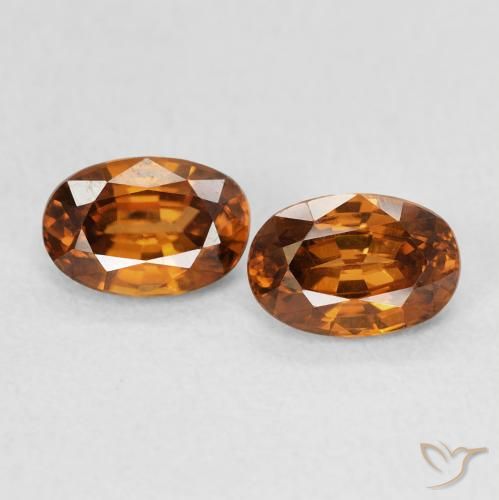1.60ctw Naturel Orange feu Zircon, ovale, VVS