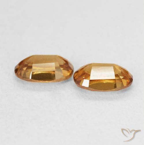 Shop natural 1.47ct Orange moyen Zircon gems, ovale, from Colombie at GemSelect. In stock, global shipping!