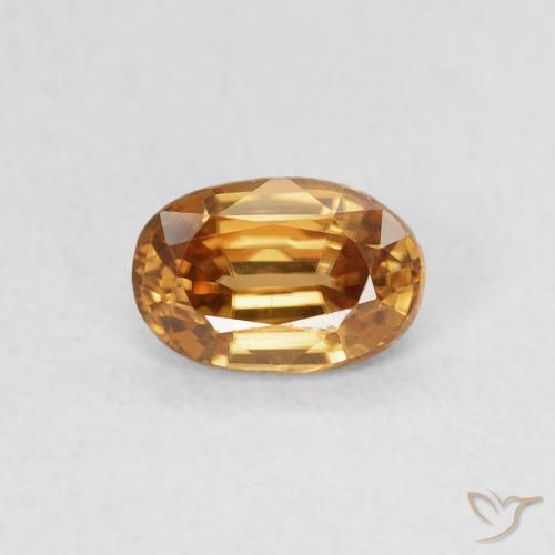 Zircon Orange moyen naturelle ovale, 0.69 ct, VVS-VS