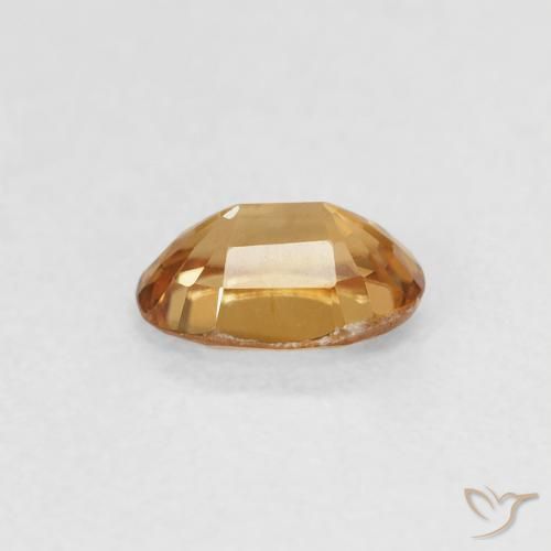 Zircon Orange moyen naturelle ovale, 0.69 ct, VVS-VS