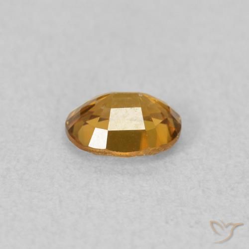 Zircon Orange moyen naturelle ovale, 0.58 ct, VVS-VS