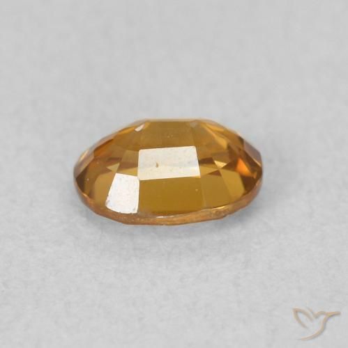Zircon Brun doré naturelle ovale, 0.60 ct, VVS