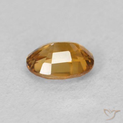 Zircon Brun doré naturelle ovale, 0.62 ct, VVS