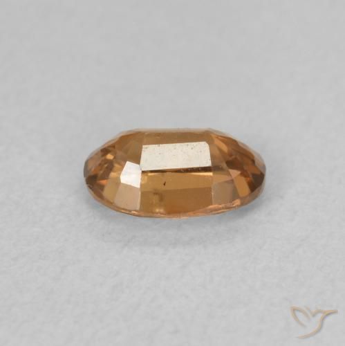 Zircon Orange moyen naturelle ovale, 0.75 ct, VVS-VS