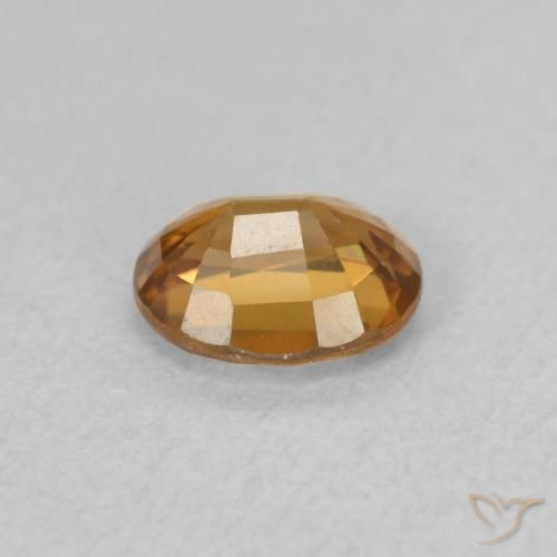 Zircon Orange moyen naturelle ovale, 0.94 ct, VVS