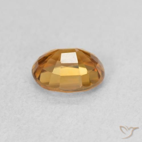 Zircon Orange moyen naturelle ovale, 1.02 ct, VVS