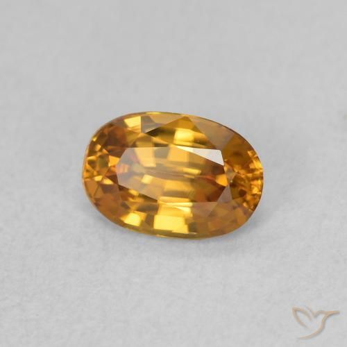 Zircon Orange moyen naturelle ovale, 0.74 ct, VVS