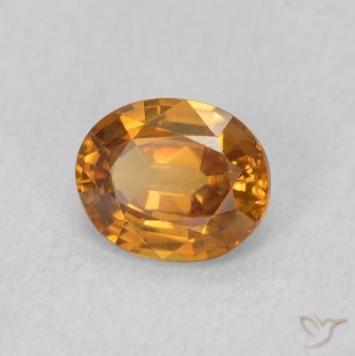 Zircon Orange moyen naturelle ovale, 0.93 ct, VVS-VS