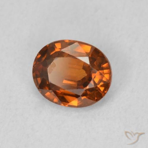 Zircon Orange feu naturelle ovale, 0.90 ct, VVS-VS
