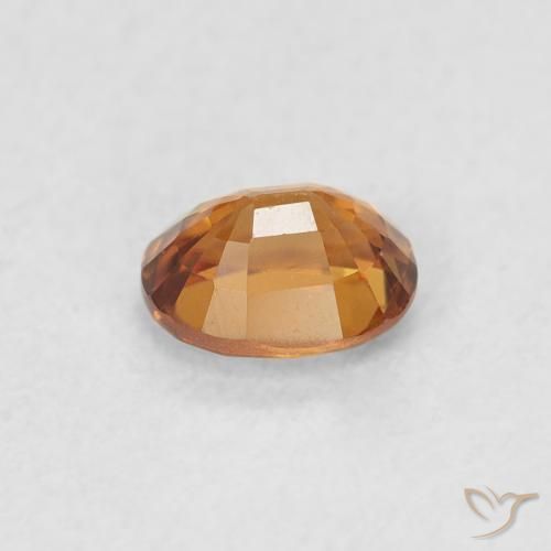Zircon Orange moyen naturelle ovale, 0.66 ct, VVS