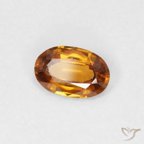 Zircon Orange moyen naturelle ovale, 0.56 ct, VVS
