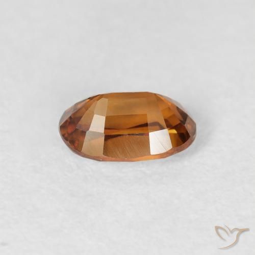 Zircon Orange moyen naturelle ovale, 0.80 ct, VS