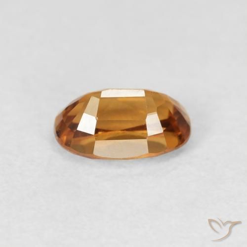 Zircon Orange moyen naturelle ovale, 0.89 ct, VVS-VS