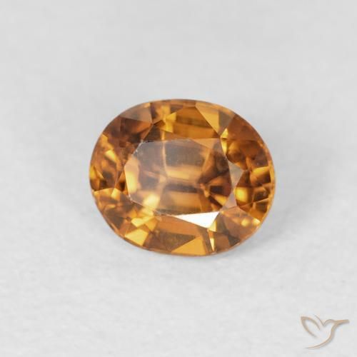 Zircon Orange moyen naturelle ovale, 1.02 ct, VS