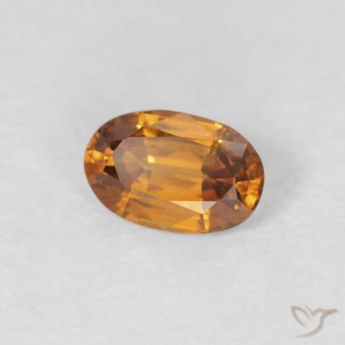 Zircon Orange moyen naturelle ovale, 0.66 ct, VVS-VS