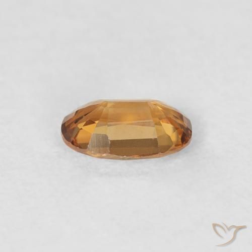 Zircon Orange moyen naturelle ovale, 0.60 ct, VVS-VS