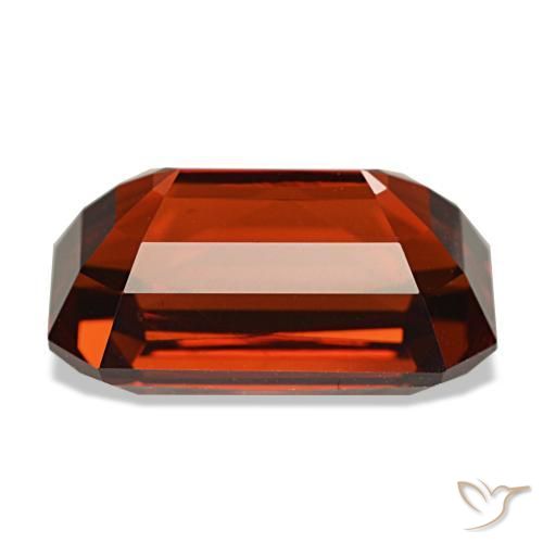 Zircon rouge naturelle taille émeraude, 8,30 ct, VVS